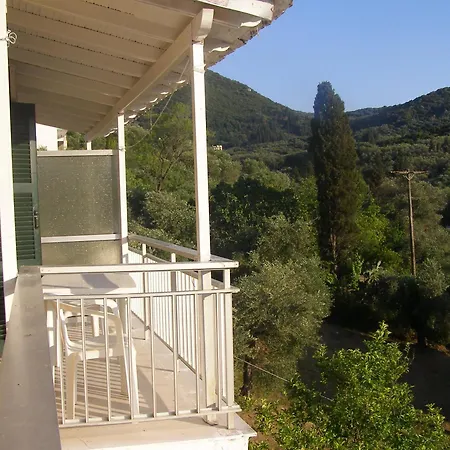Evridiki Apartment Mesongí