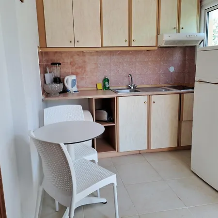 Evridiki Apartment Mesongí