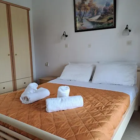 Evridiki Апартаменты *